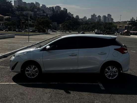 TOYOTA-YARIS-1.3 16V FLEX XL MULTIDRIVE TOYOTA-YARIS-2019