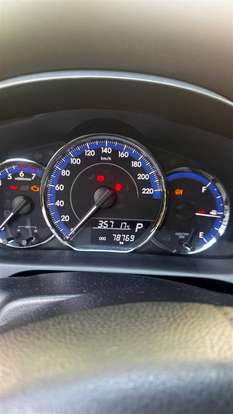 TOYOTA-YARIS-2019
