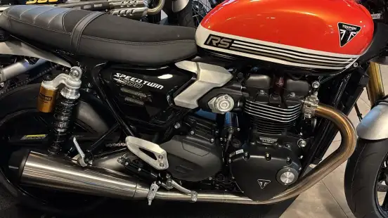 TRIUMPH-SPEED TWIN RS-2026