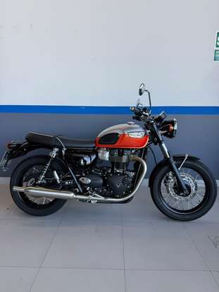 TRIUMPH-BONNEVILLE T100 900-2025