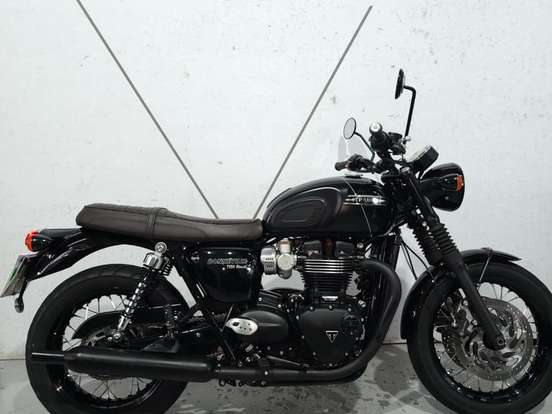 TRIUMPH-BONNEVILLE T120 BLACK 1200 TRIUMPH-BONNEVILLE T120 BLACK 1200-2023