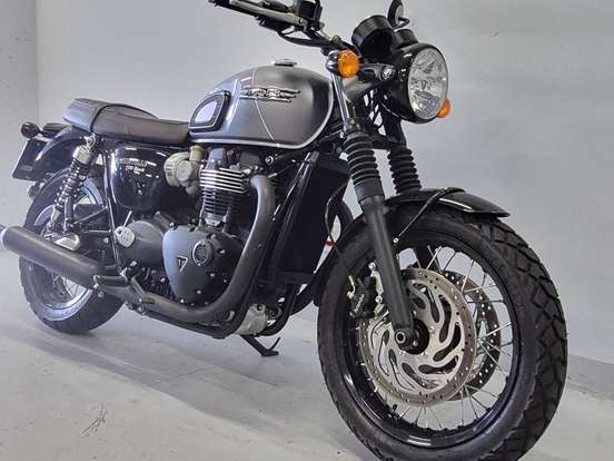 TRIUMPH-BONNEVILLE T120 BLACK 1200 TRIUMPH-BONNEVILLE T120 BLACK 1200-2024