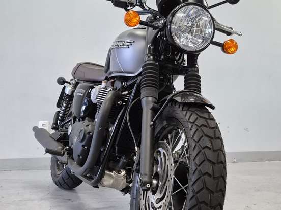 TRIUMPH-BONNEVILLE T120 BLACK 1200 TRIUMPH-BONNEVILLE T120 BLACK 1200-2024