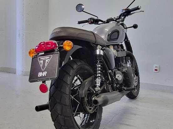 TRIUMPH-BONNEVILLE T120 BLACK 1200 TRIUMPH-BONNEVILLE T120 BLACK 1200-2024