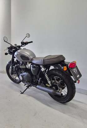 TRIUMPH-BONNEVILLE T120 BLACK 1200-2024
