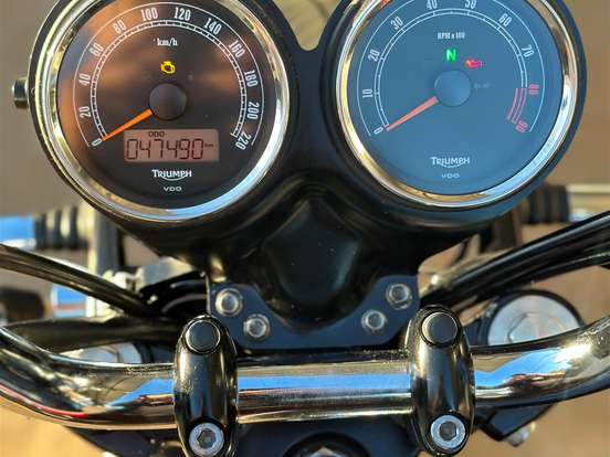 TRIUMPH-BONNEVILLE T 100 865 TRIUMPH-BONNEVILLE T 100 865-2014