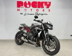 TRIUMPH STREET TRIPLE 765 RS TRIUMPH STREET TRIPLE 765 RS