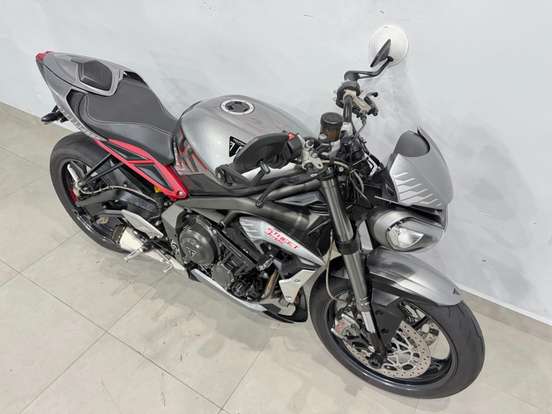 TRIUMPH-STREET TRIPLE 765 RS TRIUMPH-STREET TRIPLE 765 RS-2022