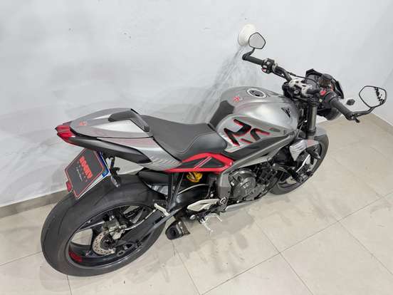 TRIUMPH-STREET TRIPLE 765 RS-2022