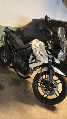 TRIUMPH-TIGER 800 XRX-2019