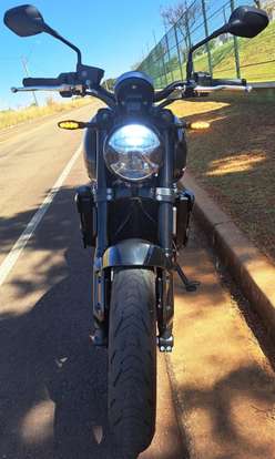 TRIUMPH-TRIDENT 660-2025