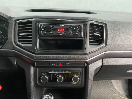 VOLKSWAGEN-AMAROK-2019