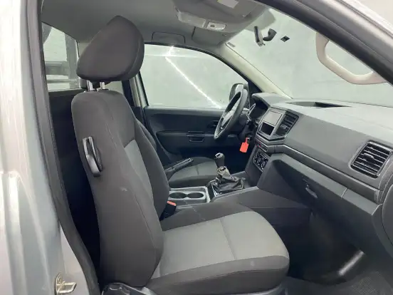 VOLKSWAGEN-AMAROK-2019
