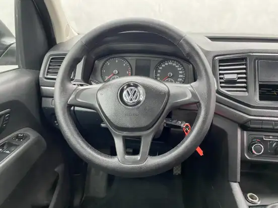 VOLKSWAGEN-AMAROK-2019