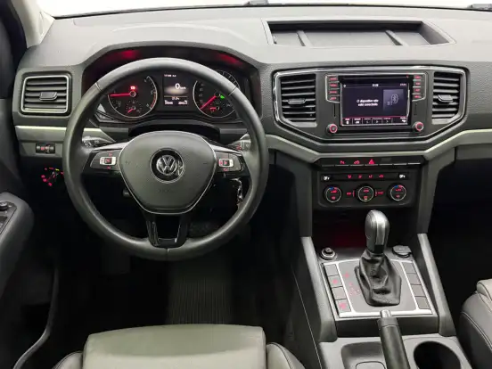 VOLKSWAGEN-AMAROK-2023