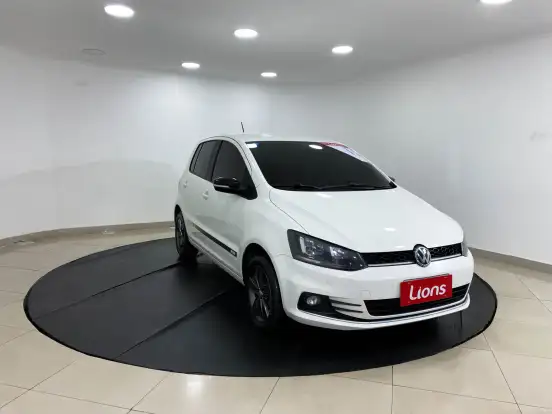 VOLKSWAGEN-FOX-1.6 MSI RUN 8V FLEX 4P MANUAL VOLKSWAGEN-FOX-2017