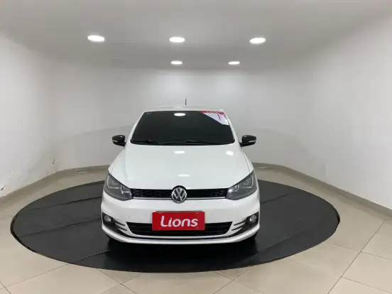 VOLKSWAGEN-FOX-1.6 MSI RUN 8V FLEX 4P MANUAL VOLKSWAGEN-FOX-2017