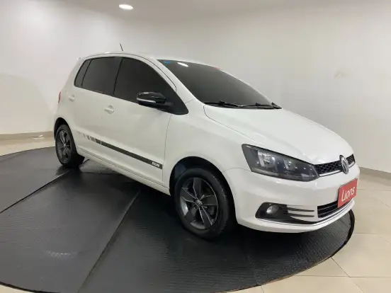 VOLKSWAGEN-FOX-1.6 MSI RUN 8V FLEX 4P MANUAL VOLKSWAGEN-FOX-2017