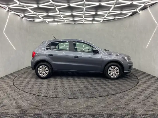 VOLKSWAGEN-GOL-2021