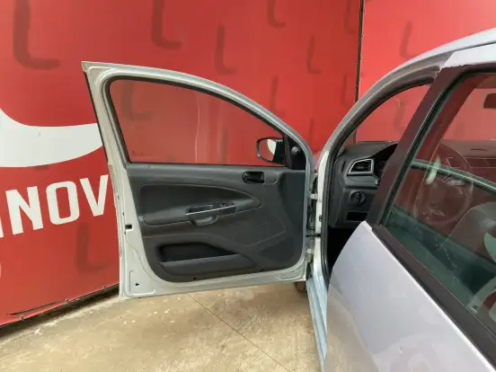 VOLKSWAGEN-GOL-2020