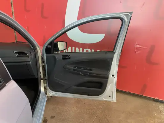 VOLKSWAGEN-GOL-2019