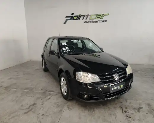 VOLKSWAGEN-GOLF-2010