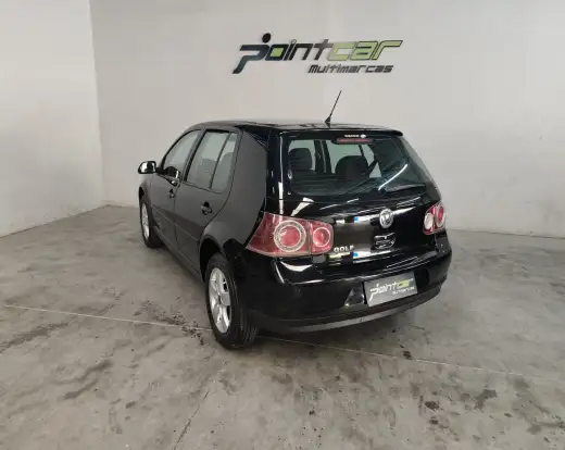 VOLKSWAGEN-GOLF-2010