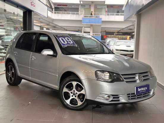 VOLKSWAGEN-GOLF-2008