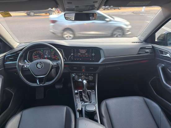 VOLKSWAGEN-JETTA-1.4 250 TSI TOTAL FLEX COMFORTLINE TIPTRONIC VOLKSWAGEN-JETTA-2018