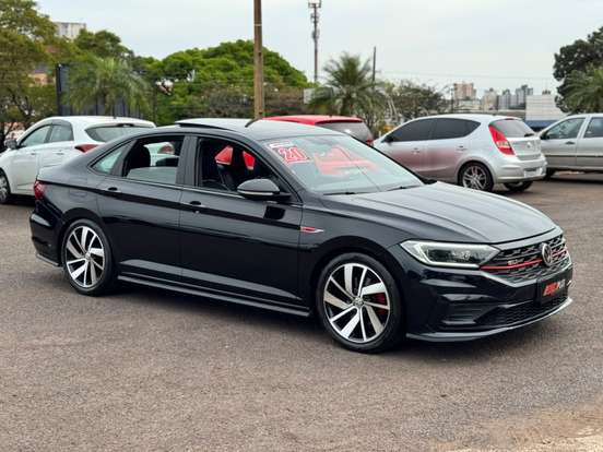 VOLKSWAGEN-JETTA-2020