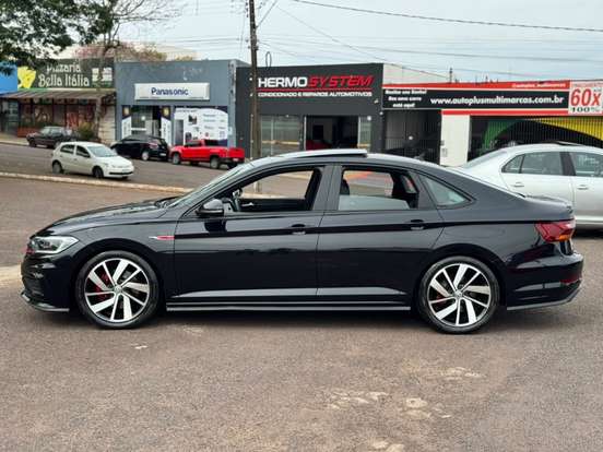 VOLKSWAGEN-JETTA-2020