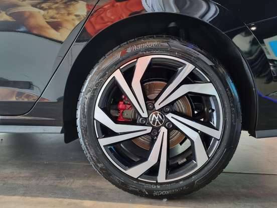 VOLKSWAGEN-JETTA-2026