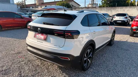 VOLKSWAGEN-NIVUS-1.0 200 TSI TOTAL FLEX HIGHLINE AUTOMÁTICO VOLKSWAGEN-NIVUS-2024