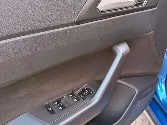 VOLKSWAGEN-NIVUS-1.0 200 TSI TOTAL FLEX HIGHLINE AUTOMÁTICO VOLKSWAGEN-NIVUS-2024
