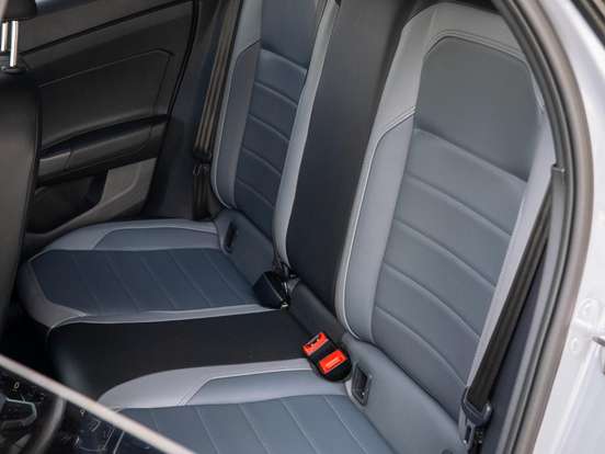 VOLKSWAGEN-NIVUS-1.0 200 TSI TOTAL FLEX HIGHLINE AUTOMÁTICO VOLKSWAGEN-NIVUS-2021