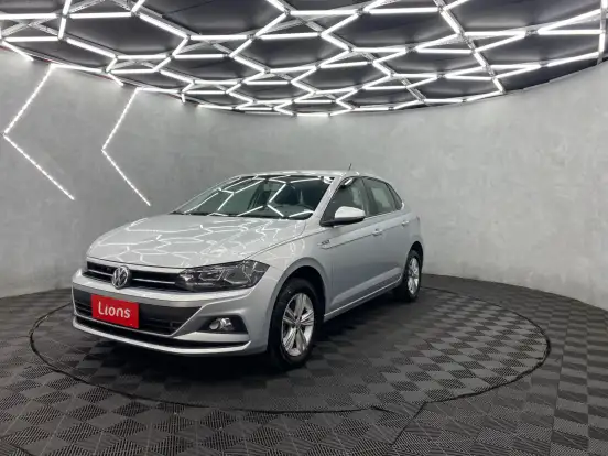 VOLKSWAGEN-POLO-1.0 200 TSI COMFORTLINE AUTOMÁTICO VOLKSWAGEN-POLO-2018