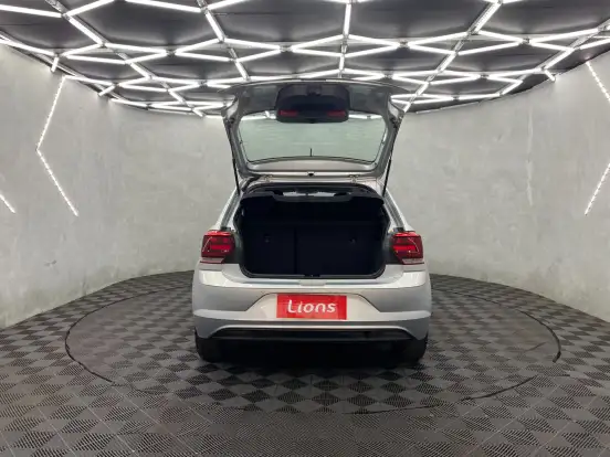 VOLKSWAGEN-POLO-1.0 200 TSI COMFORTLINE AUTOMÁTICO VOLKSWAGEN-POLO-2018