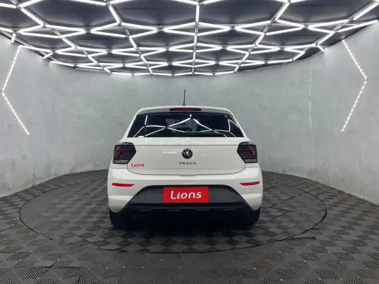 VOLKSWAGEN-POLO-2023