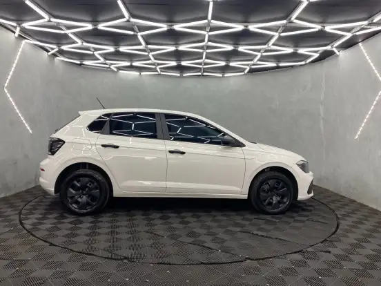 VOLKSWAGEN-POLO-2023
