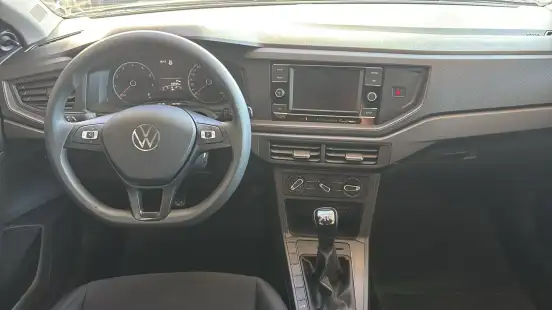 VOLKSWAGEN-POLO-2023