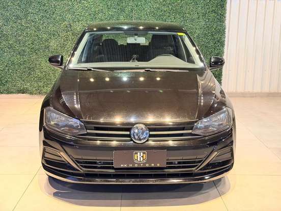 VOLKSWAGEN-POLO-2018