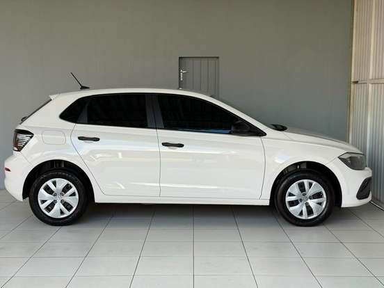 VOLKSWAGEN-POLO-2024