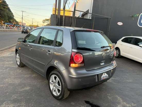 VOLKSWAGEN-POLO-2007