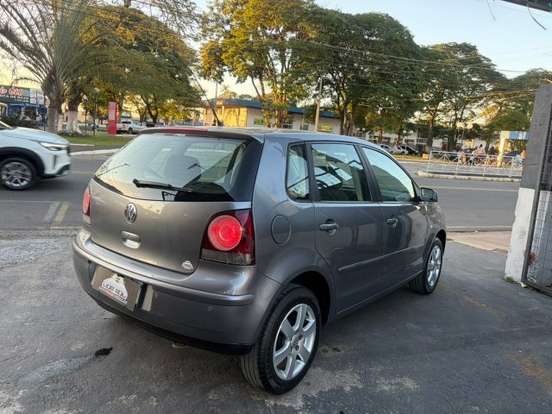 VOLKSWAGEN-POLO-2007