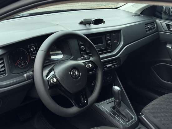 VOLKSWAGEN-POLO-1.6 MSI TOTAL FLEX AUTOMÁTICO VOLKSWAGEN-POLO-2019