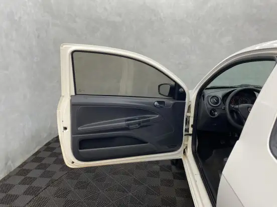 VOLKSWAGEN-SAVEIRO-1.6 MSI ROBUST CS 8V FLEX 2P MANUAL VOLKSWAGEN-SAVEIRO-2018