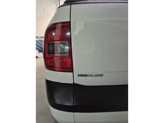 VOLKSWAGEN-SAVEIRO-1.6 MI HIGHLINE CD 8V FLEX 2P MANUAL VOLKSWAGEN-SAVEIRO-2015