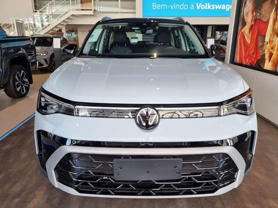 VOLKSWAGEN-TAOS-2026