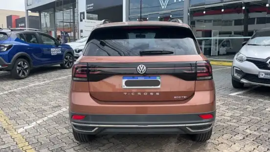 VOLKSWAGEN-T-CROSS-1.0 200 TSI TOTAL FLEX AUTOMÁTICO VOLKSWAGEN-T-CROSS-2021