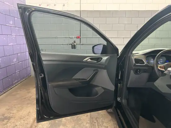 VOLKSWAGEN-T-CROSS-2021